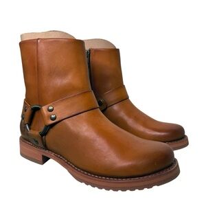 FRYE NWT Veronica Flex Harness Short Boots Size 8.5 in Caramel Brown
